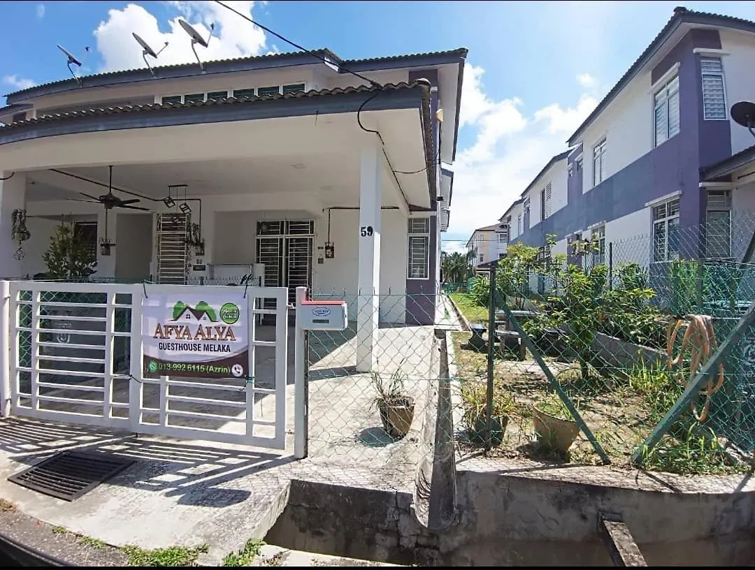 Afya Alya Guesthouse Melaka No Aircond Malaysia
